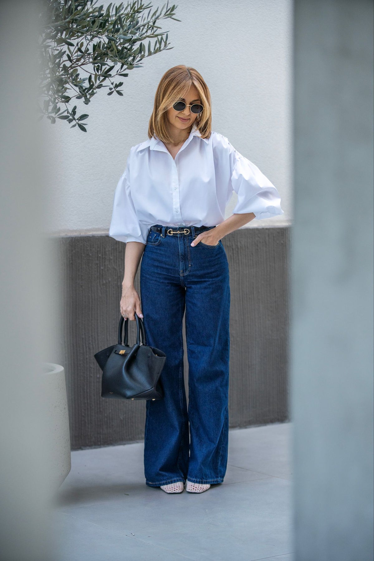 Biała koszula damska oversize z bufiastym rękawem – Eva – LAÏF & Ewa Kopeć